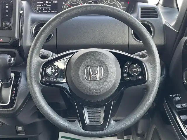 ホンダ Ｎ ＢＯＸ カスタム L 岩手県 2022(令4)年 4.9万km クリスタルブラックパール 禁煙車/ワンオーナー/4WD/ミラーヒーター/前席シートヒーター/シーケンシャルウィンカー/両側パワースライドドア/追従型クルーズコントロール/純正ディスプレイオーディオ/→ワンセグTV/Bluetooth/CD/FM/AM/バックカメラ/ステアリングスイッチ/レーンキープアシスト/衝突軽減システム/コーナーセンサー/横滑り防止装置/電子パーキング/ブレーキホールド/〇プッシュスタート/〇電動格納ミラー/〇シンカーミラー/〇パワーウィンドウ/〇純正フロアマット/〇ドアバイザー/〇USBポート/〇シガーソケット/オートライト/LEDヘッドライト/LEDフォグライト/純正エンジンスターター/前後ドライブレコーダー/スペアキー/取扱説明書