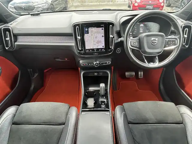 ボルボ ＸＣ４０ T4 AWD Rデザイン 福岡県 2019(令1)年 4.5万km クリスタルホワイトP/ブラック ワンオーナー/Ｔｈｕｌｅルーフキャリア/ハーマンカードンサウンド/ハーフレザーシート/シートヒーター/メモリーパワーシート/ＬＥＤライト/純正ナビ地デジ/全周囲カメラ/パークセンサー/カープレイ/純正１９インチアルミ
