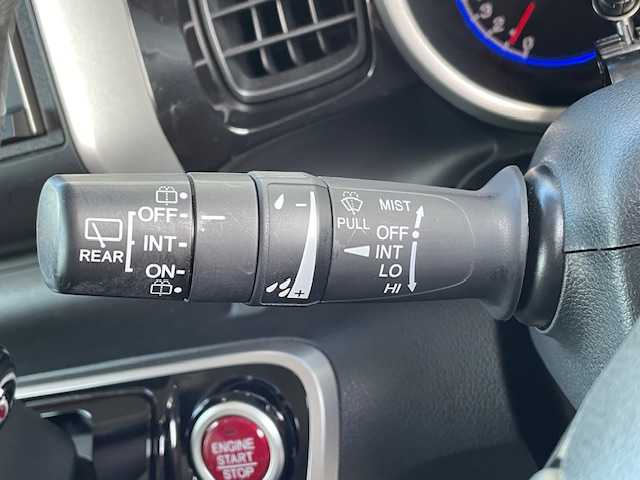 ホンダ Ｎ ＢＯＸ カスタム G ターボ Aパッケージ 富山県 2014(平26)年 7.8万km スマートブラック (株)IDOMが運営する【じしゃロン富山店】の自社ローン専用車両になります。こちらは現金またはオートローンご利用時の価格です。自社ローンご希望の方は別途その旨お申し付け下さい/Pioneerナビ/CD/DVD/フルセグ/シティブレーキアクティブシステム（衝突軽減）/ターボパッケージ/●クルーズコントロール/●パドルシフト/●本革巻ステアリングホイール/●アルミホイール/前方ドライブレコーダー/ETC/バックカメラ/両側パワースライドドア/横滑り防止装置