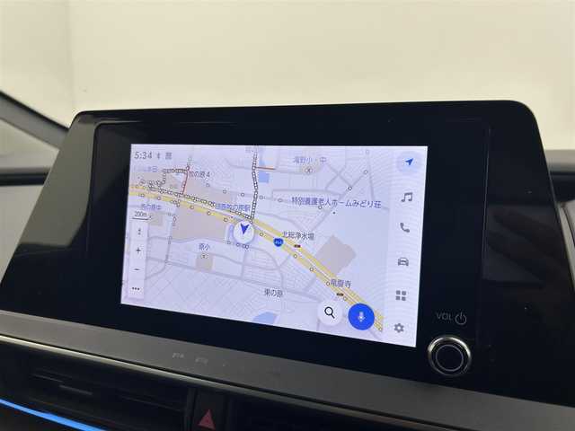 トヨタ プリウス G 千葉県 2023(令5)年 1.2万km ホワイトパールクリスタルシャイン 禁煙車/トヨタセーフティーセンス/・プリクラッシュセーフティ/・レーダークルーズコントロール/・レーントレーシングアシスト/・ロードサインアシスト/・ドライバー異常時対応システム/純正ディスプレイオーディオ/アラウンドビューモニター/レーダークルーズコントロール/LEDオートライト/シートヒーター/USBポート/プッシュスタート/スマートキー/純正19インチアルミホイール