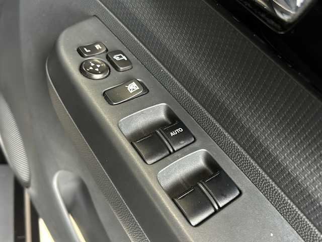 スズキ ラパン X セレクション 静岡県 2013(平25)年 7.4万km アーバンブラウンパールメタリック ナビ/・ラジオ/フルセグTV/・Bluetooth/USB/CD/DVD/iPod/AUX/SD/主要装備/・シートヒーター　/・アイドリングストップ　/・プッシュスタート　/・スマートキー　/・バックカメラ　/・純正フロアマット　/・純正アルミホイール　/・オートエアコン　/・フォグランプ/・パワーステアリング　/・パワーウィンドウ