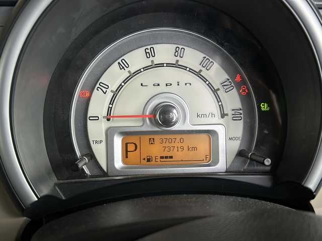 スズキ ラパン X セレクション 静岡県 2013(平25)年 7.4万km アーバンブラウンパールメタリック ナビ/・ラジオ/フルセグTV/・Bluetooth/USB/CD/DVD/iPod/AUX/SD/主要装備/・シートヒーター　/・アイドリングストップ　/・プッシュスタート　/・スマートキー　/・バックカメラ　/・純正フロアマット　/・純正アルミホイール　/・オートエアコン　/・フォグランプ/・パワーステアリング　/・パワーウィンドウ