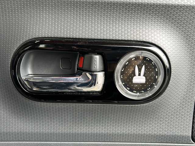 スズキ ラパン X セレクション 静岡県 2013(平25)年 7.4万km アーバンブラウンパールメタリック ナビ/・ラジオ/フルセグTV/・Bluetooth/USB/CD/DVD/iPod/AUX/SD/主要装備/・シートヒーター　/・アイドリングストップ　/・プッシュスタート　/・スマートキー　/・バックカメラ　/・純正フロアマット　/・純正アルミホイール　/・オートエアコン　/・フォグランプ/・パワーステアリング　/・パワーウィンドウ
