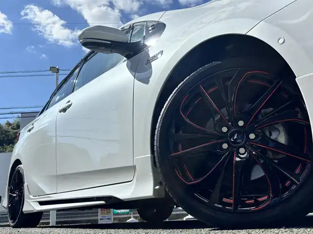 トヨタ プリウス ＰＨＶ A 熊本県 2020(令2)年 8.5万km プラチナホワイトパールマイカ ワンオーナー/モデリスタエアロ/社外ナビ（AVIC-RQ911）/【フルセグTV/Bluetooth/CD/DVD】/全方位カメラ/レーダークルーズコントロール/プリクラッシュセーフティー/レーンキープアシスト/コーナーセンサー/パーキングサポートブレーキ/ブラインドスポットモニター/オートLEDライト/オートハイビーム/社外１８インチAW（LEONIS）/【純正AW車載】/D席パワーシート/前席シートヒーター/革巻きステアリング/ステアリングスイッチ/プッシュスタート/スマートキー/ウィンカーミラー/ETC/ドライブレコーダー前後/純正フロアマット/社外ドアバイザー/充電ケーブル車載/保証書/取扱説明書/スペアキー