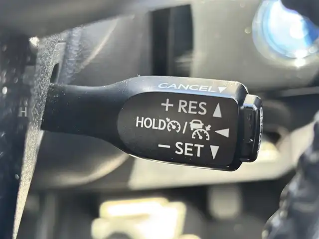 トヨタ プリウス ＰＨＶ A 熊本県 2020(令2)年 8.5万km プラチナホワイトパールマイカ ワンオーナー/モデリスタエアロ/社外ナビ（AVIC-RQ911）/【フルセグTV/Bluetooth/CD/DVD】/全方位カメラ/レーダークルーズコントロール/プリクラッシュセーフティー/レーンキープアシスト/コーナーセンサー/パーキングサポートブレーキ/ブラインドスポットモニター/オートLEDライト/オートハイビーム/社外１８インチAW（LEONIS）/【純正AW車載】/D席パワーシート/前席シートヒーター/革巻きステアリング/ステアリングスイッチ/プッシュスタート/スマートキー/ウィンカーミラー/ETC/ドライブレコーダー前後/純正フロアマット/社外ドアバイザー/充電ケーブル車載/保証書/取扱説明書/スペアキー