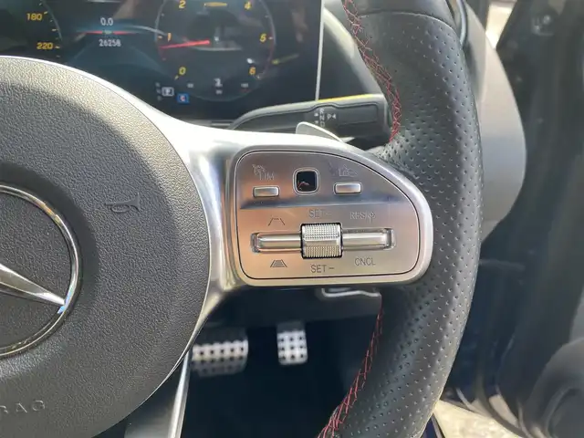 メルセデス・ベンツ Ｂ２００ｄ AMGライン 福岡県 2020(令2)年 2.7万km デニムブルー ・1オーナー/・アダプティブクルーズコントロール/・純正ナビ/BT/USB/carplay/・バックカメラ/・ハーフレザーシート/シートヒーター/・ドライブレコーダー/・フルセグ/・ETC/・純正18AW/・LEDライト/・BLIS/・保証書/・取扱説明書