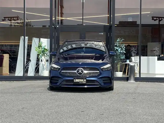 メルセデス・ベンツ Ｂ２００ｄ AMGライン 福岡県 2020(令2)年 2.7万km デニムブルー ・1オーナー/・アダプティブクルーズコントロール/・純正ナビ/BT/USB/carplay/・バックカメラ/・ハーフレザーシート/シートヒーター/・ドライブレコーダー/・フルセグ/・ETC/・純正18AW/・LEDライト/・BLIS/・保証書/・取扱説明書