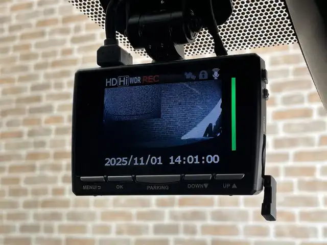 トヨタ ヴォクシー ZS 煌Ⅱ 岩手県 2019(令1)年 10.9万km ホワイトパールクリスタルシャイン ワンオーナー/４WD/両側パワースライドドア/寒冷地仕様/トヨタセーフティセンスC/プリクラッシュセーフティ/レーンディパーチャーアラート/オートマチックハイビーム/先行車発進告知機能/クルーズコントロール/クリアランスソナー/パーキングサポートブレーキ/MTモード付AT/横滑り防止装置/アイドリングストップ/リヤオートエアコン/ロールサンシェード/純正SDナビ/フルセグTV/TVキャンセラー/バックカメラ/ドライブレコーダー/ETC/エンジンスターター/LEDヘッドランプ/純正１６インチアルミホイール