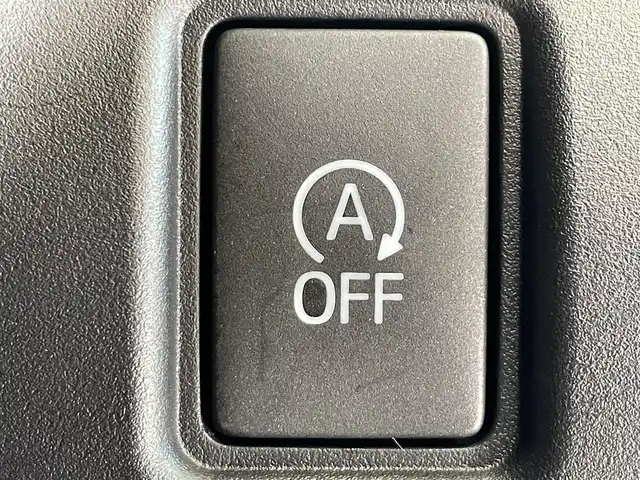 トヨタ ヴォクシー ZS 煌Ⅱ 岩手県 2019(令1)年 10.9万km ホワイトパールクリスタルシャイン ワンオーナー/４WD/両側パワースライドドア/寒冷地仕様/トヨタセーフティセンスC/プリクラッシュセーフティ/レーンディパーチャーアラート/オートマチックハイビーム/先行車発進告知機能/クルーズコントロール/クリアランスソナー/パーキングサポートブレーキ/MTモード付AT/横滑り防止装置/アイドリングストップ/リヤオートエアコン/ロールサンシェード/純正SDナビ/フルセグTV/TVキャンセラー/バックカメラ/ドライブレコーダー/ETC/エンジンスターター/LEDヘッドランプ/純正１６インチアルミホイール