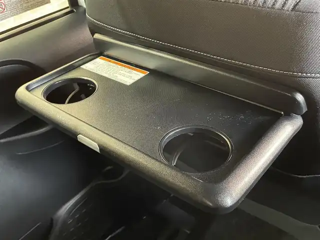 トヨタ ヴォクシー ZS 煌Ⅱ 岩手県 2019(令1)年 10.9万km ホワイトパールクリスタルシャイン ワンオーナー/４WD/両側パワースライドドア/寒冷地仕様/トヨタセーフティセンスC/プリクラッシュセーフティ/レーンディパーチャーアラート/オートマチックハイビーム/先行車発進告知機能/クルーズコントロール/クリアランスソナー/パーキングサポートブレーキ/MTモード付AT/横滑り防止装置/アイドリングストップ/リヤオートエアコン/ロールサンシェード/純正SDナビ/フルセグTV/TVキャンセラー/バックカメラ/ドライブレコーダー/ETC/エンジンスターター/LEDヘッドランプ/純正１６インチアルミホイール