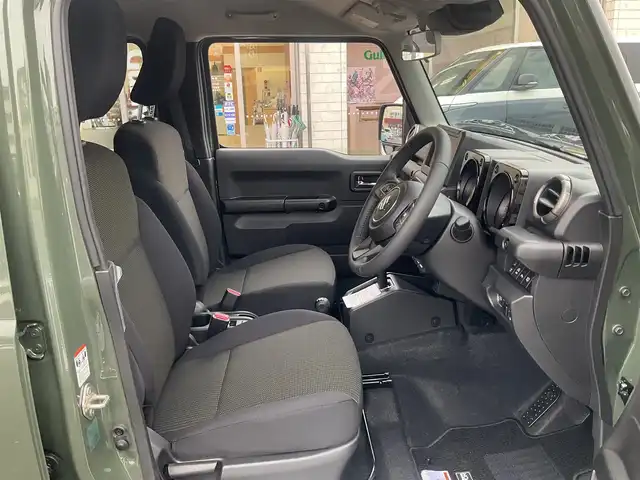 スズキ ジムニー ノマド FC 滋賀県 2025(令7)年 0.1千km 緑 登録済未使用車/車検10年10月まで/スズキセーフティーサポート/AT車/4WD/純正フロアマット/純正LEDヘッドライト/シートヒーター/取説/保証書/スペアキー