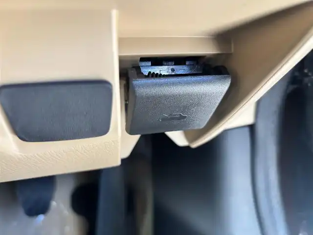 マツダ ロードスター 35周年記念車 京都府 2025(令7)年 0.1千km ワインＭ 純正8、8インチコネクトナビ、地デジ、Bluetooth/（ナビSDカード欠品）/USB端子/前席シートヒーター/レーダークルーズコントロール/オートハイビーム/LEDヘッドランプ/純正16インチアルミホイール/スペアキー/ステアリングスイッチ/保証書/取扱説明書