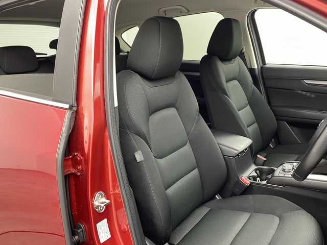 マツダ ＣＸ－５ XD プロアクティブ 兵庫県 2019(平31)年 5.6万km ソウルレッドクリスタルM ・純正ナビ/CD/DVD/USB/AUX/TV/BT/・Apple car　Play・Android　Auto/・バックカメラ/・アラウンドビューモニター/・運転席メモリー付きパワーシート/・前席シートヒーター/・ステアリングヒーター/・パワーバックドア/・ETC/・電子パーキングブレーキ/・オートホールド/・左右独立エアコン/・アイドリングストップ/・車間認知支援システム/・衝突軽減ブレーキ/・ブラインドスポットモニター/・レーンキープアシストシステム/・交通標識認識システム/・ドライバーアテンションアラート/・パーキングセンター/・レーダークルーズコントロール/・ヘッドアップディスプレイ/・オートワイパー/・オートライト/・電動格納ミラー/・革巻ステアリング/・ステアリングスイッチ/・ウインカーミラー/・フォグランプ/・オールオートパワーウィンドウ/・取扱説明書/・保証書/・スペアキー/・純正フロアマット/・純正アルミホイール