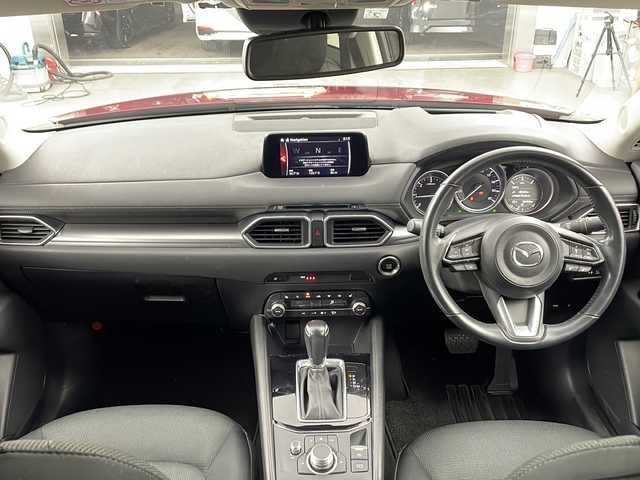 マツダ ＣＸ－５ XD プロアクティブ 兵庫県 2019(平31)年 5.6万km ソウルレッドクリスタルM ・純正ナビ/CD/DVD/USB/AUX/TV/BT/・Apple car　Play・Android　Auto/・バックカメラ/・アラウンドビューモニター/・運転席メモリー付きパワーシート/・前席シートヒーター/・ステアリングヒーター/・パワーバックドア/・ETC/・電子パーキングブレーキ/・オートホールド/・左右独立エアコン/・アイドリングストップ/・車間認知支援システム/・衝突軽減ブレーキ/・ブラインドスポットモニター/・レーンキープアシストシステム/・交通標識認識システム/・ドライバーアテンションアラート/・パーキングセンター/・レーダークルーズコントロール/・ヘッドアップディスプレイ/・オートワイパー/・オートライト/・電動格納ミラー/・革巻ステアリング/・ステアリングスイッチ/・ウインカーミラー/・フォグランプ/・オールオートパワーウィンドウ/・取扱説明書/・保証書/・スペアキー/・純正フロアマット/・純正アルミホイール