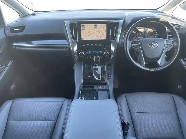 トヨタ アルファード S Cパッケージ 静岡県 2020(令2)年 2.5万km ホワイトパールクリスタルシャイン ワンオーナー/4WD/トヨタセーフティーセンス/プリクラッシュセーフティー/レーダークルーズコントロール/モデリスタエアロ（F/S/R）/シグネチャーイルミブレード/純正ナビ/フリップダウンモニター/・フルセグTV/・Bluetooth接続/・DVD再生/・USB入力端子/両側パワースライドドア/電動パーキングブレーキ/オートブレーキホールド/AC100V電源/パワーバックドア/プッシュスタート/スマートキー/スペアキー/ステアリングヒーター/前席シートヒーター・エアシート/前席パワーシート/運転席シートメモリー/助手席・2列目オットマン/ビルトインETC2.0/ドラレコ/バックカメラ/純正18インチアルミホイール/取扱説明書/保証書