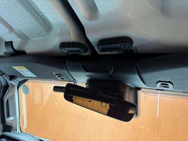 クライスラー・ジープ ジープ ラングラー アンリミテッド サハラ 千葉県 2019(令1)年 5.4万km ブライトホワイトクリアコート 純正ナビ　/バックカメラ　/ACC　/黒革シート　/シートヒーター　/レーンアシスト　/ブラインドスポット　/ステアリングヒーター　/コーナーセンサー　/スマートキー　/ETC　/ヒルディセントコントロール