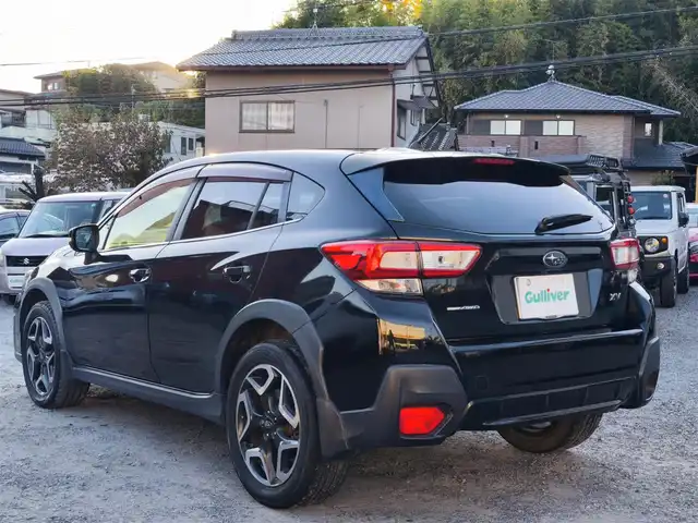 スバル インプレッサ ＸＶ 2．0i－S アイサイト 熊本県 2017(平29)年 11.4万km クリスタルブラックシリカ ワンオーナー/純正ナビ/【フルセグTV/Bluetooth/CD/DVD】/バックカメラ/アイサイト/・プリクラッシュブレーキ/・全車速追従機能付きクルーズコントロール/・アクティブレーンキープ/・車線逸脱警報/・ふらつき警報/・先行車発進お知らせ/・AT誤発進抑制制御/・AT誤後進抑制制御/オートLEDライト/ウィンカーミラー/純正18インチAW/ハーフレザーシート/前席パワーシート/プッシュスタート/スマートキー/アイドリングストップ/横滑り防止装置/革巻きステアリング/ステアリングスイッチ/純正フロアマット/保証書/取扱説明書