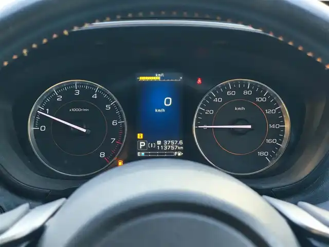 スバル インプレッサ ＸＶ 2．0i－S アイサイト 熊本県 2017(平29)年 11.4万km クリスタルブラックシリカ ワンオーナー/純正ナビ/【フルセグTV/Bluetooth/CD/DVD】/バックカメラ/アイサイト/・プリクラッシュブレーキ/・全車速追従機能付きクルーズコントロール/・アクティブレーンキープ/・車線逸脱警報/・ふらつき警報/・先行車発進お知らせ/・AT誤発進抑制制御/・AT誤後進抑制制御/オートLEDライト/ウィンカーミラー/純正18インチAW/ハーフレザーシート/前席パワーシート/プッシュスタート/スマートキー/アイドリングストップ/横滑り防止装置/革巻きステアリング/ステアリングスイッチ/純正フロアマット/保証書/取扱説明書