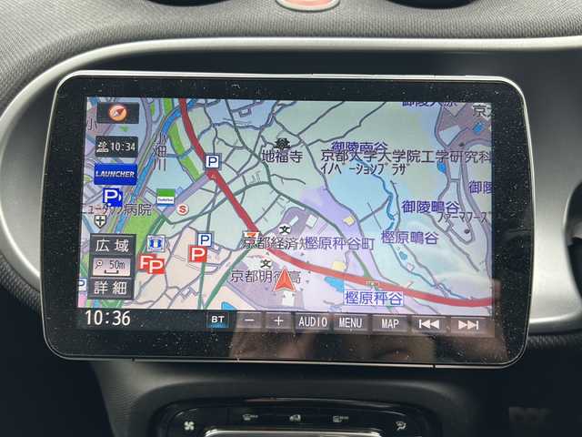 スマート ＭＣＣ スマート フォーツークーペ BRABUSスポーツ 京都府 2018(平30)年 4.3万km 白Ⅱ Panasonicナビ/・フルセグTV /BT Audio/バックカメラ/クルーズコントロール/ETC/ガラスルーフ/衝突軽減装置/車線逸脱防止装置/コーナーセンサー/アイドリングストップ/パドルシフト/シートヒーター/ステアリングスイッチ/純正フロアマット/保証書＆取説/ナビ取説/スペアキー