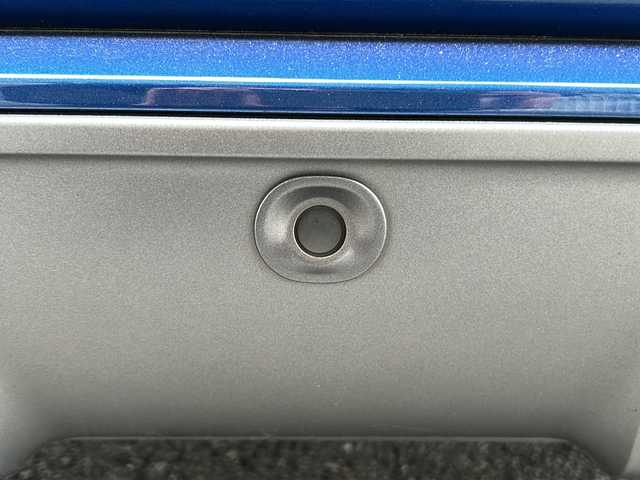 スマート ＭＣＣ スマート フォーツークーペ BRABUSスポーツ 京都府 2018(平30)年 4.3万km 白Ⅱ Panasonicナビ/・フルセグTV /BT Audio/バックカメラ/クルーズコントロール/ETC/ガラスルーフ/衝突軽減装置/車線逸脱防止装置/コーナーセンサー/アイドリングストップ/パドルシフト/シートヒーター/ステアリングスイッチ/純正フロアマット/保証書＆取説/ナビ取説/スペアキー