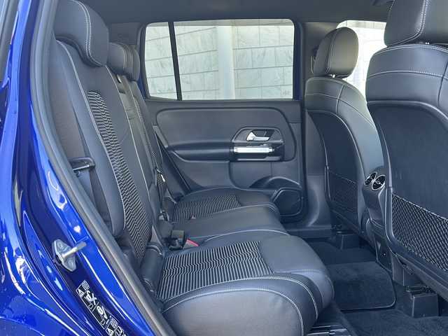 メルセデス・ベンツ Ｍ・ベンツ ＧＬＢ２００ｄ 4マチック 神奈川県 2021(令3)年 1.6万km 青 ワンオーナー/純正ナビ（BT/USB/ワンセグTV)/全方位カメラ/全方位ドライブレコーダー/パドルシフト/クルーズコントロール（追従機能有）/アクティブレーンキーピングアシスト/アクティブブレーキアシスト/道路標識アシスト/前後クリアランスソナー/D/N席シートヒーター/D/N席メモリー付パワーシート/純正ルーフキャリア/電動リアゲート/リバース電動ドアミラー/ワイヤレス充電/タイプC充電/ETC２．０/オートライト/純正フロアマット/スペアスマートキー×1・カードキー×1/保証書/取扱説明書