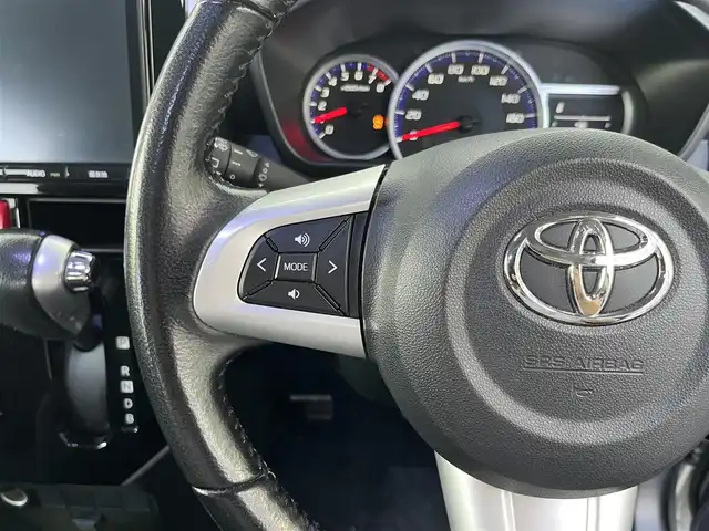 トヨタ タンク カスタムG－T 高知県 2017(平29)年 2.1万km ブライトシルバーM ワンオーナー/純正9インチナビ/　Bluetooth/フルセグ/　CD/DVD/AM/FM/バックカメラ/ETC2.0/両側電動スライドドア/クルーズコントロール/リアサンシェード/LEDヘッドライト/フォグランプ/純正15インチアルミホイール/純正フロアマット/衝突被害軽減システム/横滑り防止装置/アイドリングストップ/プッシュスタート/スマートキー/スペアキー/保証書/取扱説明書