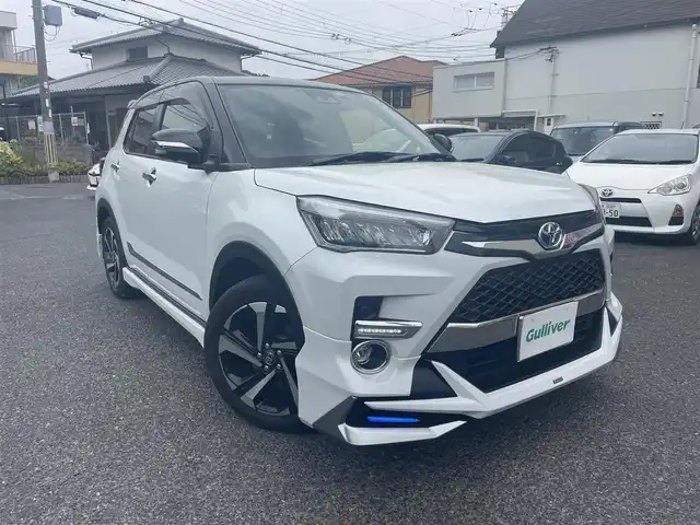 トヨタ ライズ Z 大阪府 2022(令4)年 2.4万km ブラックマイカメタリック/シャイニングホワイトパール セーフティセンス/モデリスタフルエアロ/純正ディスプレイオーディオ/フルセグTV/全方位モニター/ビルトインETC/前席シートヒーター/前後ドライブレコーダー/ハーフレザーシート/純正１７インチAW/レーダークルーズコントロール/クリアランスソナー/革巻きステアリング/ステアリングリモコン/LEDヘッドライト/フォグランプ/純正マット
