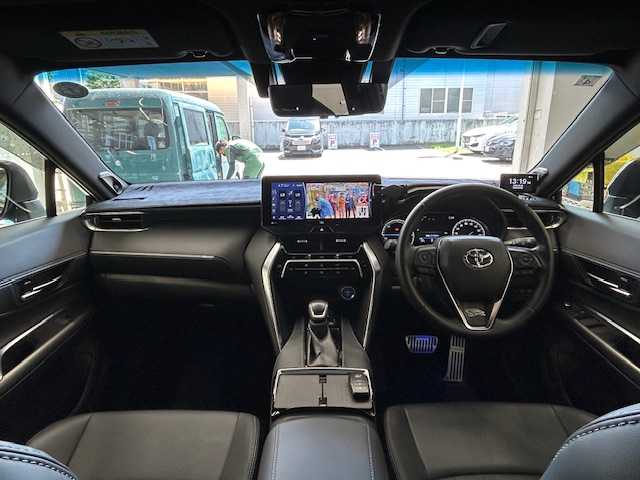 トヨタ ハリアー ハイブリッド Z 宮城県 2020(令2)年 0.9万km プレシャスブラックパール 純正ナビ（AM/FM/USB/BT）/フルセグTV/バックカメラ/全方位カメラ/JBLサウンドシステム/レーダークルーズコントロール追従有/レーンキープ/衝突軽減/パーキングサポートブレーキ/横揺れ防止/パワーシート/パワーバックドア/モデリスタエアロ/オートライト/オートハイビーム/ETC/純正フロアマット/プッシュスタート/ドラレコ/サマータイヤ純正AW（225/55R19）/保証書/記録簿/取扱説明書