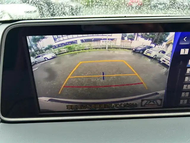レクサス ＲＸ 300 Fスポーツ 熊本県 2019(平31)年 7.8万km ホワイトノーヴァガラスフレーク サンルーフ/革シート/プッシュスタート/純正ナビ/（CD・DVD・フルセグTV・BTオーディオ・SD）/バックカメラ/ビルトインETC/ドライブレコーダー/社外レーダー/純正20インチAW/レーダークルーズ/ルーフレール/前席パワーシート・右前席シートメモリー/前席エアーシート・シートヒーター/ステアリングヒーター/LEDヘッドライト/オートライト/フォグライト/前後コーナーセンサー/横滑り防止装置/ウィンカーミラー/純正フロアマット/ドアバイザー/新車保証書/取扱説明書/スマートスペアキー×1本