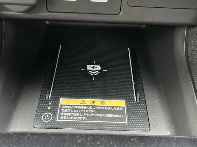 ホンダ シビック 埼玉県 2023(令5)年 2.5万km クリスタルブラックパール 1オーナー/純正ナビ/FM/AM/BT/DVD/TV/USB/前後ドラレコ/ビルトインETC2.0/スマホ連携/置くだけ充電/ヒートシーターD、N席/追従クルコン/TRC/レーンアシスト/衝突軽減B/ADB/ブラインドスポットモニター/電格ミラー/オートライト/LEDヘッドライト/保証書/取説