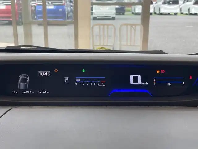 ホンダ フリード G ブラックスタイル 埼玉県 2022(令4)年 2.5万km シルバーミストグリーンM ホンダセンシング/社外SDナビ/　CD/DVD/BT/フルセグ/バックカメラ/両側パワースライドドア/レーダークルーズコントロール/レーンキープアシスト/シートヒーター/純正15インチアルミホイール/オートライト/アイドリングストップ/スマートキー/禁煙車