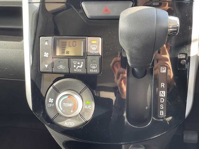 ダイハツ タント カスタム X SA Ⅲ 愛知県 2018(平30)年 4.2万km ブラックマイカメタリック 純正ナビ/全方位カメラ/片側パワースライド/シートヒーター/バックカメラ/純正アルミホイール/ETC/衝突軽減システム/フルセグ/CD DVD/Bluetooth/ステアリングスイッチ/スマートキー/プッシュスタート