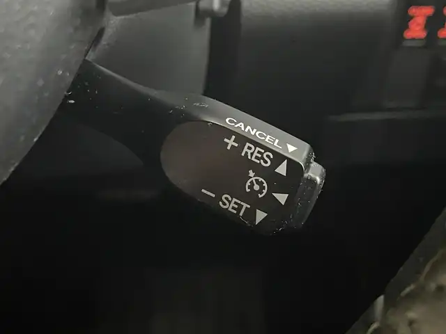 トヨタ タンク カスタムG S 埼玉県 2017(平29)年 5.5万km パールホワイトⅢ ・ワンオーナー　/・モデリスタサイドスポイラー　/・純正Ｆ＆Ｒアンダースポイラー　/・モデリスタ１５インチアルミ　/・純正１４インチダンロップ5分山タイヤ付き車載　/・両側パワースライドドア　/・純正ナビフルセグＴＶ　ＢＴ　ＤＶＤ　SD/・バックカメラ/・前後ドライブレコーダー/・クルーズコントロール/・アイドリングストップ/・オートライト/・LEDヘットライト/・LEDフォグライト/・黒皮調シートカバー/・スマートキー×２/・プッシュスタート/・保証書/・取説