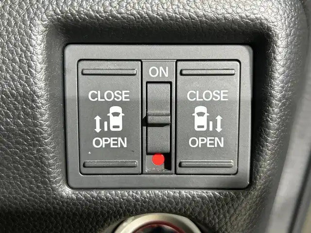 ホンダ Ｎ ＢＯＸ カスタム G EX ホンダセンシング 神奈川県 2020(令2)年 4.6万km プラチナホワイトパール ホンダセンシング/純正8型ナビ/・BT/フルセグTV/CD/DVD/SD/USB/バックカメラ/両側電動スライドドア/ビルトインETC/ドライブレコーダー/シートヒーター(D/N)/ECON/ステアリングスイッチ/Autoライト/LEDヘッドライト/フォグランプ/シートリフター/電動格納ミラー/ウィンカーミラー/純正フロアマット/純正14インチアルミホイール/純正ドアバイザー