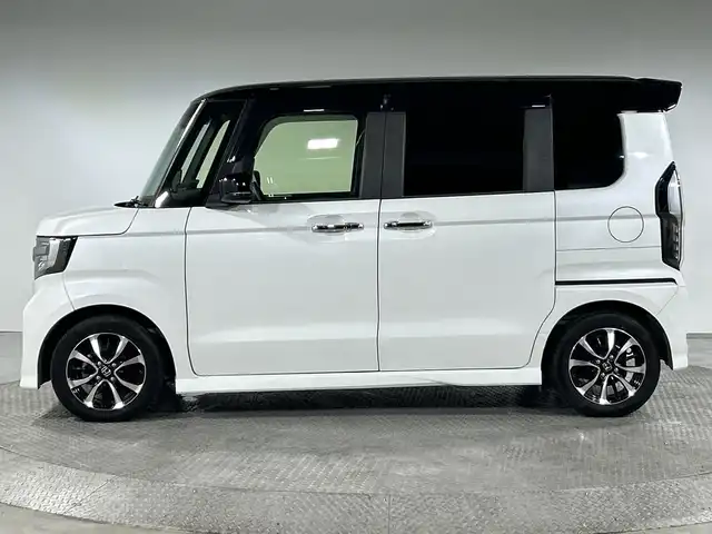 ホンダ Ｎ ＢＯＸ カスタム G EX ホンダセンシング 神奈川県 2020(令2)年 4.6万km プラチナホワイトパール ホンダセンシング/純正8型ナビ/・BT/フルセグTV/CD/DVD/SD/USB/バックカメラ/両側電動スライドドア/ビルトインETC/ドライブレコーダー/シートヒーター(D/N)/ECON/ステアリングスイッチ/Autoライト/LEDヘッドライト/フォグランプ/シートリフター/電動格納ミラー/ウィンカーミラー/純正フロアマット/純正14インチアルミホイール/純正ドアバイザー