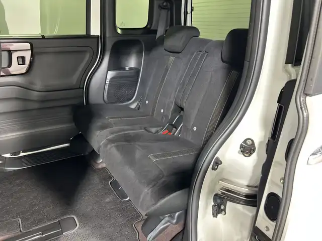 ホンダ Ｎ ＢＯＸ カスタム G EX ホンダセンシング 神奈川県 2020(令2)年 4.6万km プラチナホワイトパール ホンダセンシング/純正8型ナビ/・BT/フルセグTV/CD/DVD/SD/USB/バックカメラ/両側電動スライドドア/ビルトインETC/ドライブレコーダー/シートヒーター(D/N)/ECON/ステアリングスイッチ/Autoライト/LEDヘッドライト/フォグランプ/シートリフター/電動格納ミラー/ウィンカーミラー/純正フロアマット/純正14インチアルミホイール/純正ドアバイザー