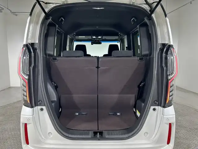 ホンダ Ｎ ＢＯＸ カスタム G EX ホンダセンシング 神奈川県 2020(令2)年 4.6万km プラチナホワイトパール ホンダセンシング/純正8型ナビ/・BT/フルセグTV/CD/DVD/SD/USB/バックカメラ/両側電動スライドドア/ビルトインETC/ドライブレコーダー/シートヒーター(D/N)/ECON/ステアリングスイッチ/Autoライト/LEDヘッドライト/フォグランプ/シートリフター/電動格納ミラー/ウィンカーミラー/純正フロアマット/純正14インチアルミホイール/純正ドアバイザー