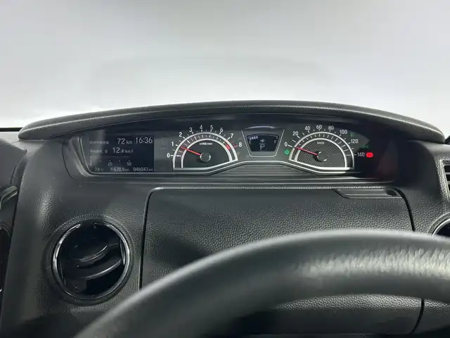 ホンダ Ｎ ＢＯＸ カスタム G EX ホンダセンシング 神奈川県 2020(令2)年 4.6万km プラチナホワイトパール ホンダセンシング/純正8型ナビ/・BT/フルセグTV/CD/DVD/SD/USB/バックカメラ/両側電動スライドドア/ビルトインETC/ドライブレコーダー/シートヒーター(D/N)/ECON/ステアリングスイッチ/Autoライト/LEDヘッドライト/フォグランプ/シートリフター/電動格納ミラー/ウィンカーミラー/純正フロアマット/純正14インチアルミホイール/純正ドアバイザー