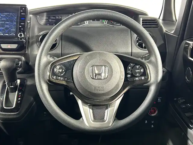 ホンダ Ｎ ＢＯＸ カスタム G EX ホンダセンシング 神奈川県 2020(令2)年 4.6万km プラチナホワイトパール ホンダセンシング/純正8型ナビ/・BT/フルセグTV/CD/DVD/SD/USB/バックカメラ/両側電動スライドドア/ビルトインETC/ドライブレコーダー/シートヒーター(D/N)/ECON/ステアリングスイッチ/Autoライト/LEDヘッドライト/フォグランプ/シートリフター/電動格納ミラー/ウィンカーミラー/純正フロアマット/純正14インチアルミホイール/純正ドアバイザー