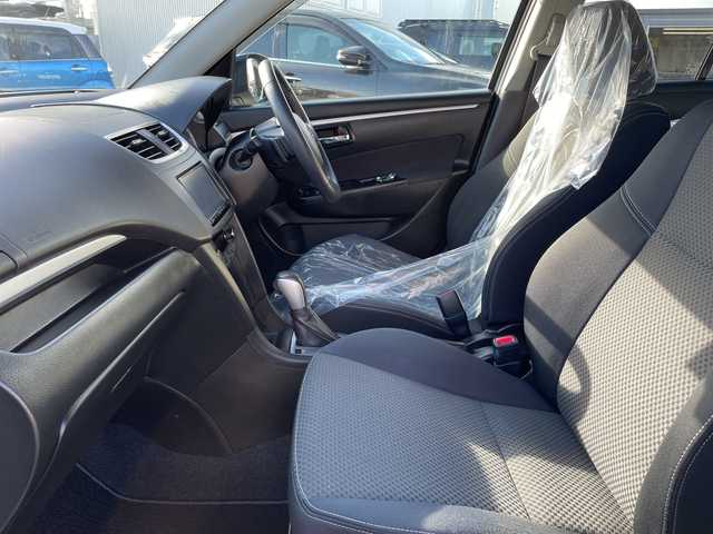 スズキ スイフト RS 石川県 2015(平27)年 5.7万km パール 社外メモリーナビ　ＴＶ　ＥＴＣ　スマートキー　プッシュスタート　ＨＩＤヘッドライト　オートライト　オートエアコン　純正アルミホイール