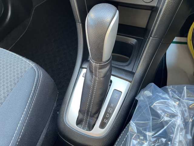 スズキ スイフト RS 石川県 2015(平27)年 5.7万km パール 社外メモリーナビ　ＴＶ　ＥＴＣ　スマートキー　プッシュスタート　ＨＩＤヘッドライト　オートライト　オートエアコン　純正アルミホイール