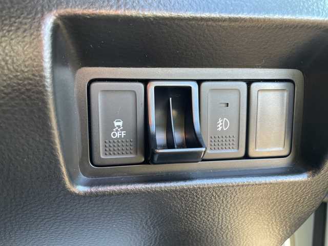 スズキ スイフト RS 石川県 2015(平27)年 5.7万km パール 社外メモリーナビ　ＴＶ　ＥＴＣ　スマートキー　プッシュスタート　ＨＩＤヘッドライト　オートライト　オートエアコン　純正アルミホイール