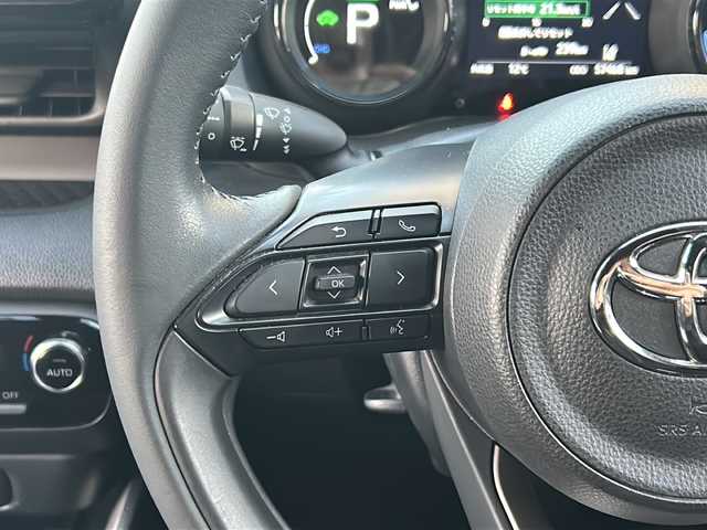 トヨタ ヤリス ハイブリッド Z 広島県 2020(令2)年 5.8万km ブラック 禁煙/TRDエアロ（F/S/R）/トヨタセーフティセンス/・プリクラッシュセーフティ/・レーンディパーチャーアラート/・レーントレーシングアシスト/・先行車発進お知らせ/・レーダークルーズコントロール/・RSA/・オートマチックハイビーム/クリアランスソナー/純正ディスプレイオーディオ/・ナビ/フルセグ/CD/DVD/Bluetooth/USB/Miracast/バックカメラ/革巻きステアリング/ステアリングスイッチ/電動格納ウィンカーミラー/LEDヘッドライト/オートライト/シートヒーター/前後ドライブレコーダー（DC-DR652）/ETC/スマートキー/プッシュスタート/スペアキー/純正フロアマット/純正16インチアルミホイール