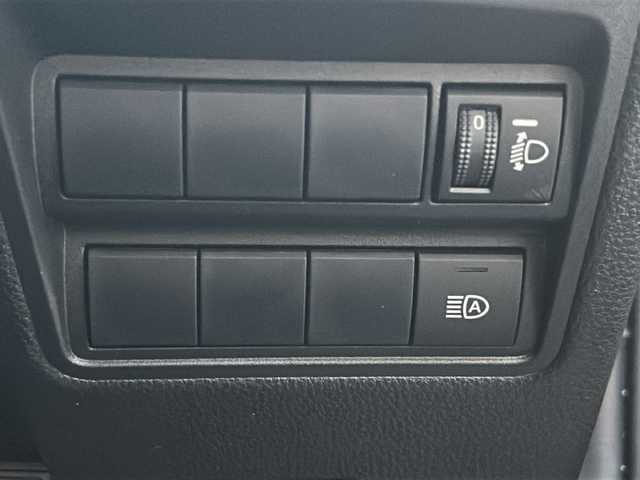 トヨタ ヤリス ハイブリッド Z 広島県 2020(令2)年 5.8万km ブラック 禁煙/TRDエアロ（F/S/R）/トヨタセーフティセンス/・プリクラッシュセーフティ/・レーンディパーチャーアラート/・レーントレーシングアシスト/・先行車発進お知らせ/・レーダークルーズコントロール/・RSA/・オートマチックハイビーム/クリアランスソナー/純正ディスプレイオーディオ/・ナビ/フルセグ/CD/DVD/Bluetooth/USB/Miracast/バックカメラ/革巻きステアリング/ステアリングスイッチ/電動格納ウィンカーミラー/LEDヘッドライト/オートライト/シートヒーター/前後ドライブレコーダー（DC-DR652）/ETC/スマートキー/プッシュスタート/スペアキー/純正フロアマット/純正16インチアルミホイール