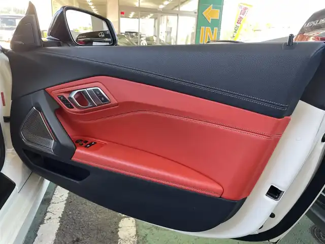 ＢＭＷ Ｚ４ sDrive20i Mスポーツ EDサンライズ 和歌山県 2021(令3)年 4.2万km 白 50台限定車/sDrive20i M sport/メーカー純正ナビ/(AM/FM/Bluetooth/Screen Mirroring//音楽ライブラリ）/harman/kardon/Mスポーツブレーキキャリパー/ステアリングヒーター/パドルシフト/置くだけ充電/HUD/AUTO H/ドライビングアシストシステム/ETC/プッシュスタート/純正フロアマット/純正19インチAW/スペアキー×１