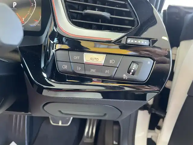 ＢＭＷ Ｚ４ sDrive20i Mスポーツ EDサンライズ 和歌山県 2021(令3)年 4.2万km 白 50台限定車/sDrive20i M sport/メーカー純正ナビ/(AM/FM/Bluetooth/Screen Mirroring//音楽ライブラリ）/harman/kardon/Mスポーツブレーキキャリパー/ステアリングヒーター/パドルシフト/置くだけ充電/HUD/AUTO H/ドライビングアシストシステム/ETC/プッシュスタート/純正フロアマット/純正19インチAW/スペアキー×１