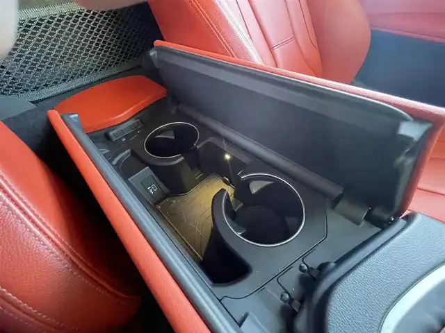 ＢＭＷ Ｚ４ sDrive20i Mスポーツ EDサンライズ 和歌山県 2021(令3)年 4.2万km 白 50台限定車/sDrive20i M sport/メーカー純正ナビ/(AM/FM/Bluetooth/Screen Mirroring//音楽ライブラリ）/harman/kardon/Mスポーツブレーキキャリパー/ステアリングヒーター/パドルシフト/置くだけ充電/HUD/AUTO H/ドライビングアシストシステム/ETC/プッシュスタート/純正フロアマット/純正19インチAW/スペアキー×１