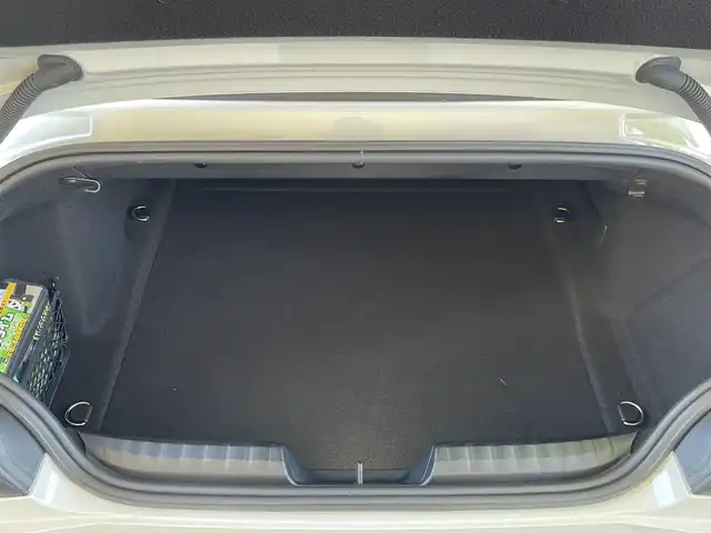 ＢＭＷ Ｚ４ sDrive20i Mスポーツ EDサンライズ 和歌山県 2021(令3)年 4.2万km 白 50台限定車/sDrive20i M sport/メーカー純正ナビ/(AM/FM/Bluetooth/Screen Mirroring//音楽ライブラリ）/harman/kardon/Mスポーツブレーキキャリパー/ステアリングヒーター/パドルシフト/置くだけ充電/HUD/AUTO H/ドライビングアシストシステム/ETC/プッシュスタート/純正フロアマット/純正19インチAW/スペアキー×１