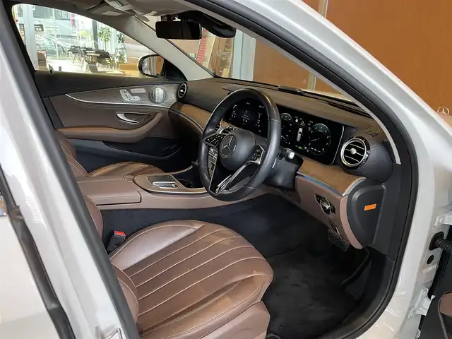 メルセデス・ベンツ Ｍ・ベンツ Ｅ４５０ 4マチック ステーションワゴン エクスクルーシブ 宮城県 2021(令3)年 2.9万km 白 エクスクルーシブパッケージ/レーダーセーフティパッケージ/パノラミックスライディングルーフ/Burmesterサラウンドサウンドシステム/ヘッドアップディスプレイ/MBUX/360°カメラシステム/ブラウンレザーシート/メモリ機能付きパワーシート/シートベンチレーション/シートヒーター/キーレスゴー/パワーバックドア/純正18インチAW/マルチビームLEDヘッドライト/オートマチックハイビーム/ドライブレコーダー