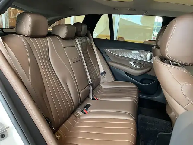 メルセデス・ベンツ Ｍ・ベンツ Ｅ４５０ 4マチック ステーションワゴン エクスクルーシブ 宮城県 2021(令3)年 2.9万km 白 エクスクルーシブパッケージ/レーダーセーフティパッケージ/パノラミックスライディングルーフ/Burmesterサラウンドサウンドシステム/ヘッドアップディスプレイ/MBUX/360°カメラシステム/ブラウンレザーシート/メモリ機能付きパワーシート/シートベンチレーション/シートヒーター/キーレスゴー/パワーバックドア/純正18インチAW/マルチビームLEDヘッドライト/オートマチックハイビーム/ドライブレコーダー